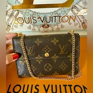 Louis Vuitton Vintage Monogram Wallet on Chain